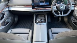 2025 (75) BMW 5 SERIES 520i M Sport 4dr Auto 5025740