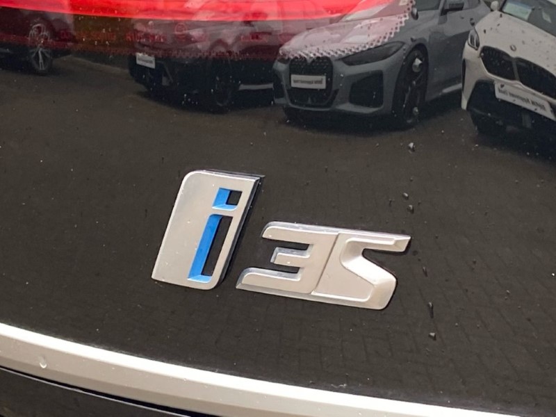 2022 (72) BMW I3 135kW S 42kWh 5dr Auto 5000725