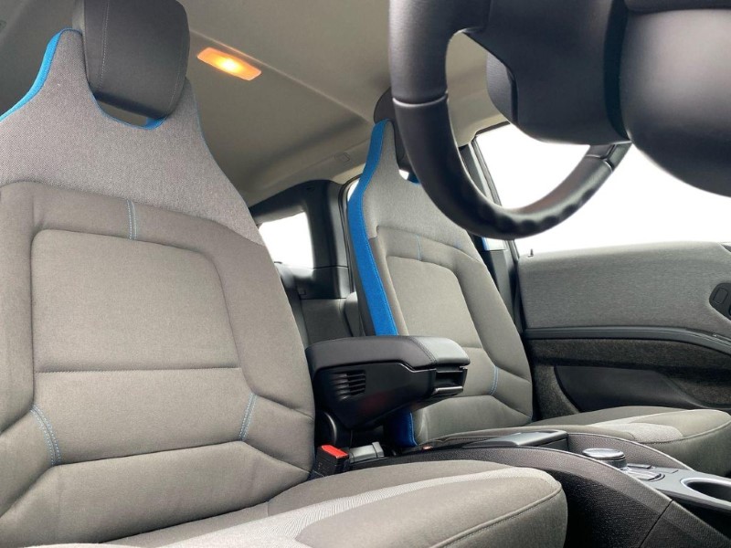 2022 (72) BMW I3 135kW S 42kWh 5dr Auto 5000694