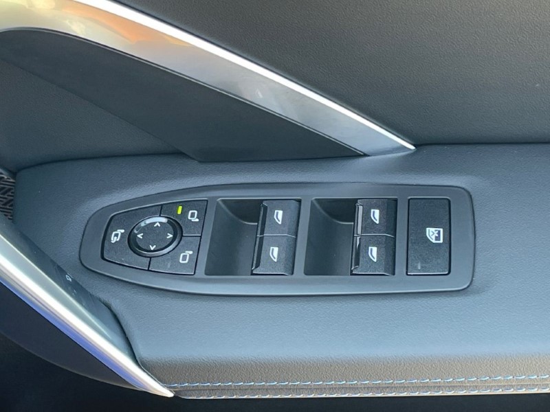 2025 (75) BMW iX1 150kW eDrive20 M Sport 65kWh 5dr Auto 4949245