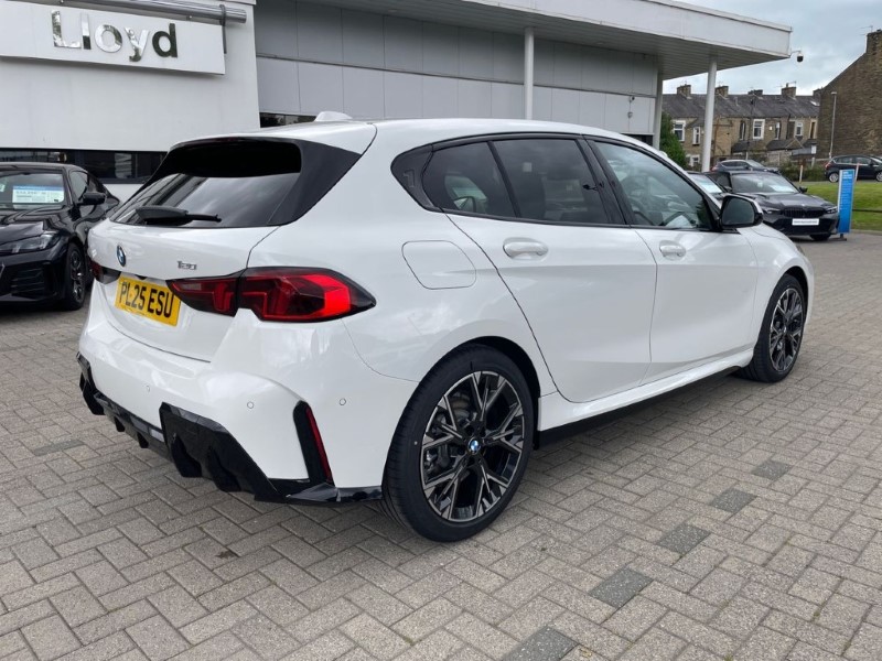 2025 (25) BMW 1 SERIES 120 M Sport 5dr Step Auto 4949124