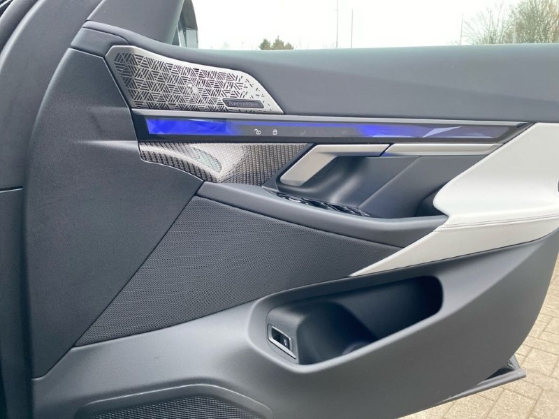 2025 (25) BMW M5 4dr DCT 4984370