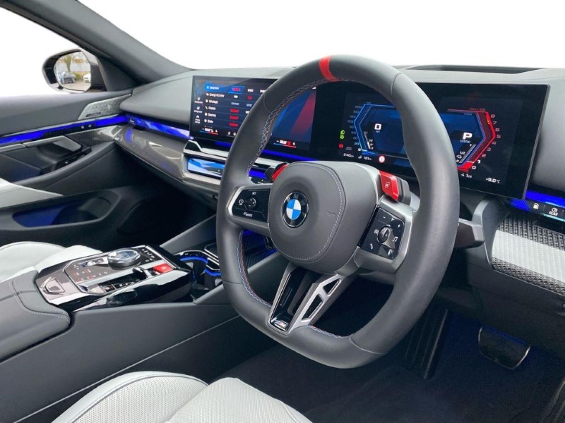 2025 (25) BMW M5 4dr DCT 4984355