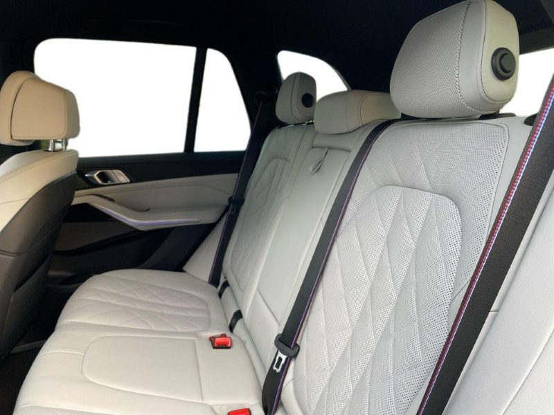 2025 (25) BMW X5 xDrive30d MHT M Sport 5dr Auto 4969527