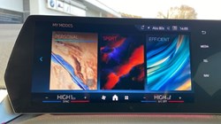 2025 (25) BMW 2 SERIES 225e xDrive M Sport 5dr DCT 4969350