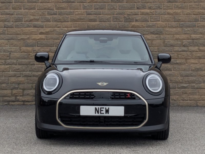 2025 (75) MINI COOPER 2.0 S Exclusive 3dr Auto 5764210