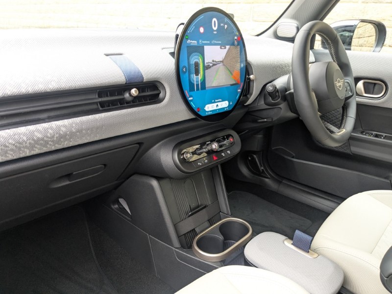 2025 (75) MINI COOPER 2.0 S Exclusive 3dr Auto 5764201