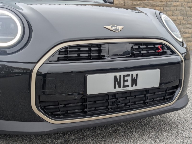2025 (75) MINI COOPER 2.0 S Exclusive 3dr Auto 5764241