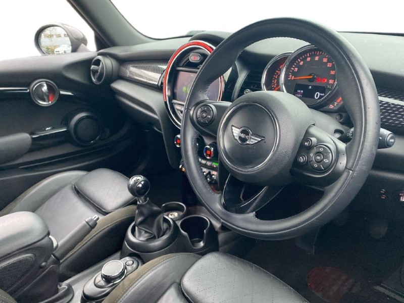 2018 (18) MINI HATCHBACK 2.0 Cooper S Works 210 3dr 4993585