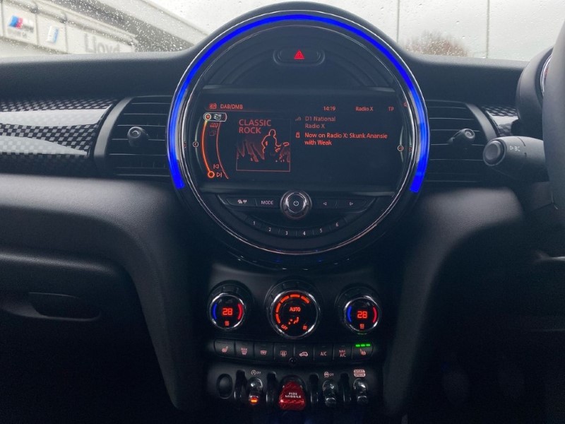 2018 (18) MINI HATCHBACK 2.0 Cooper S Works 210 3dr 4993587