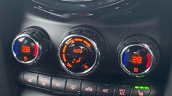 2018 (18) MINI HATCHBACK 2.0 Cooper S Works 210 3dr 4993608