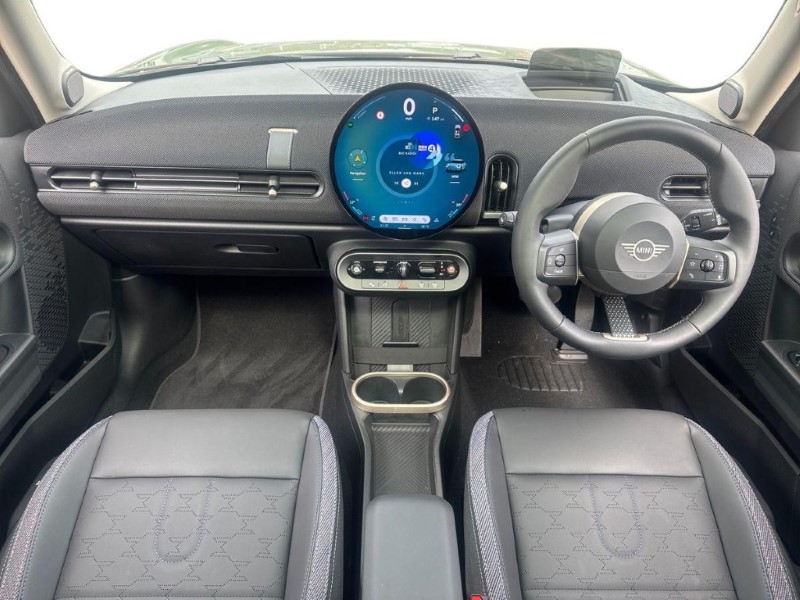 2026 (75) MINI COOPER 1.5 C Classic 5dr Auto 5650018