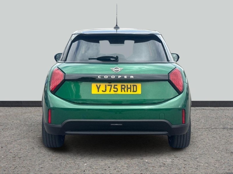 2026 (75) MINI COOPER 1.5 C Classic 5dr Auto 5650029