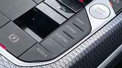 2023 (73) BMW 3 SERIES 330e M Sport 4dr Step Auto 4986258