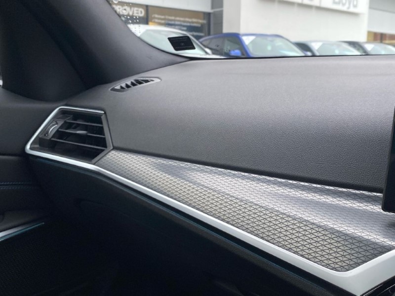 2023 (73) BMW 3 SERIES 330e M Sport 4dr Step Auto 4986271