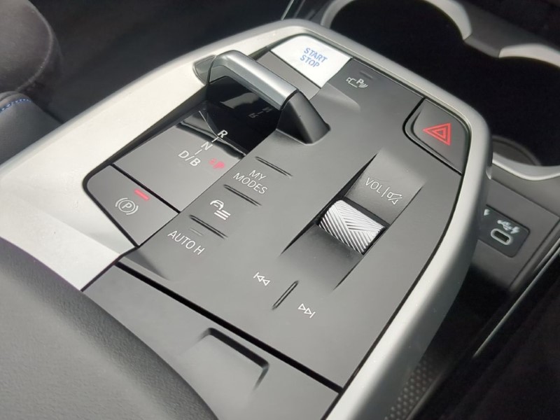 2023 (73) BMW iX1 230kW xDrive30 M Sport 65kWh 5dr Auto 5050985