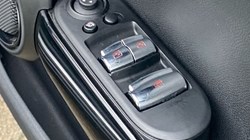 2022 (72) MINI CONVERTIBLE 1.5 Cooper Exclusive 2dr Auto 4987613