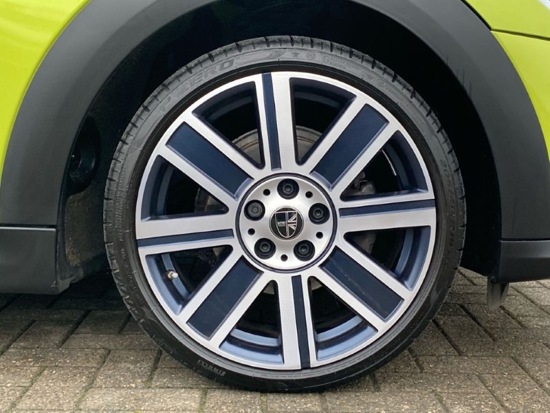 2022 (72) MINI CONVERTIBLE 1.5 Cooper Exclusive 2dr Auto 4987605