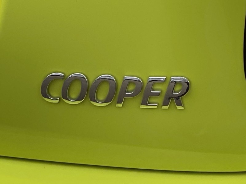 2022 (72) MINI CONVERTIBLE 1.5 Cooper Exclusive 2dr Auto 4987635