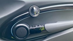 2022 (72) MINI CONVERTIBLE 1.5 Cooper Exclusive 2dr Auto 4987612