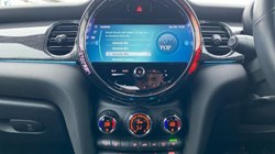 2022 (72) MINI CONVERTIBLE 1.5 Cooper Exclusive 2dr Auto 4987599