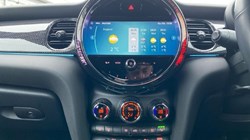 2022 (72) MINI CONVERTIBLE 1.5 Cooper Exclusive 2dr Auto 4987616