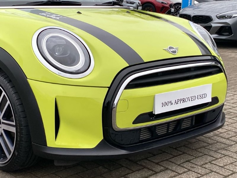 2022 (72) MINI CONVERTIBLE 1.5 Cooper Exclusive 2dr Auto 4987631