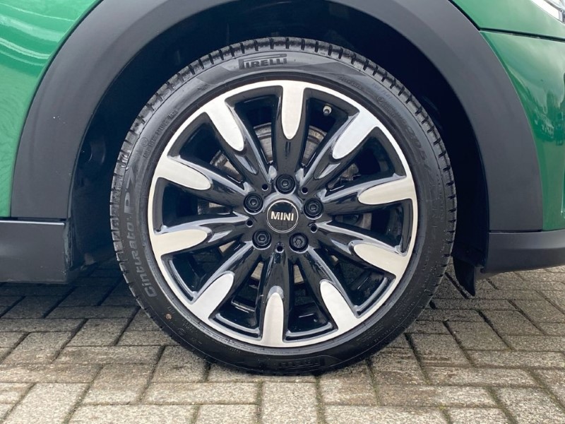 2023 (23) MINI HATCHBACK 1.5 Cooper Exclusive Premium 3dr Auto 4986459