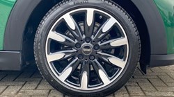 2023 (23) MINI HATCHBACK 1.5 Cooper Exclusive Premium 3dr Auto 4986459