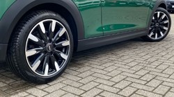 2023 (23) MINI HATCHBACK 1.5 Cooper Exclusive Premium 3dr Auto 4986491