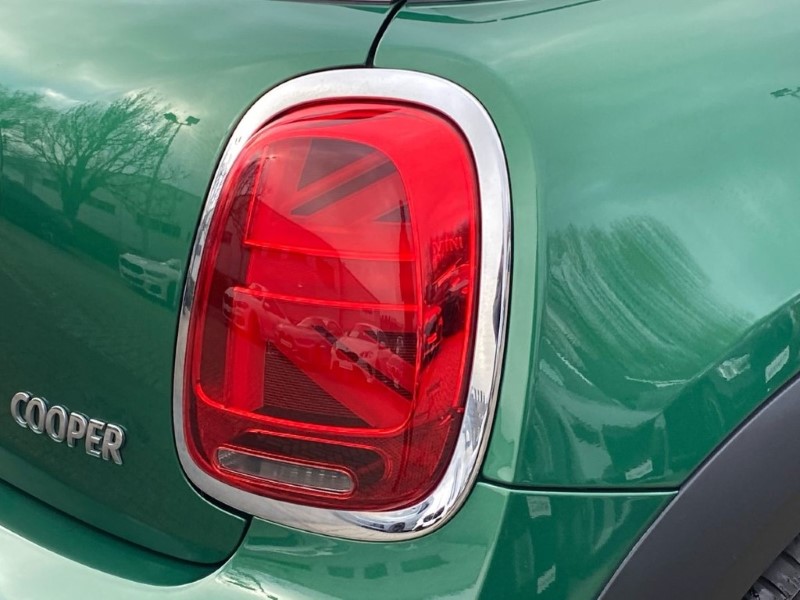 2023 (23) MINI HATCHBACK 1.5 Cooper Exclusive Premium 3dr Auto 4986490