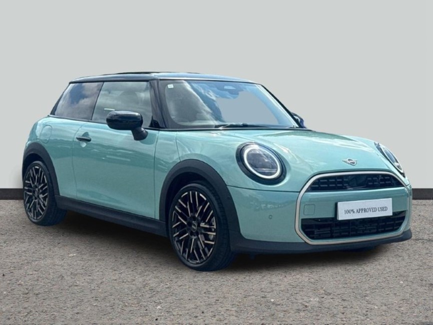 2026 (75) MINI COOPER 1.5 C Exclusive 3dr Auto