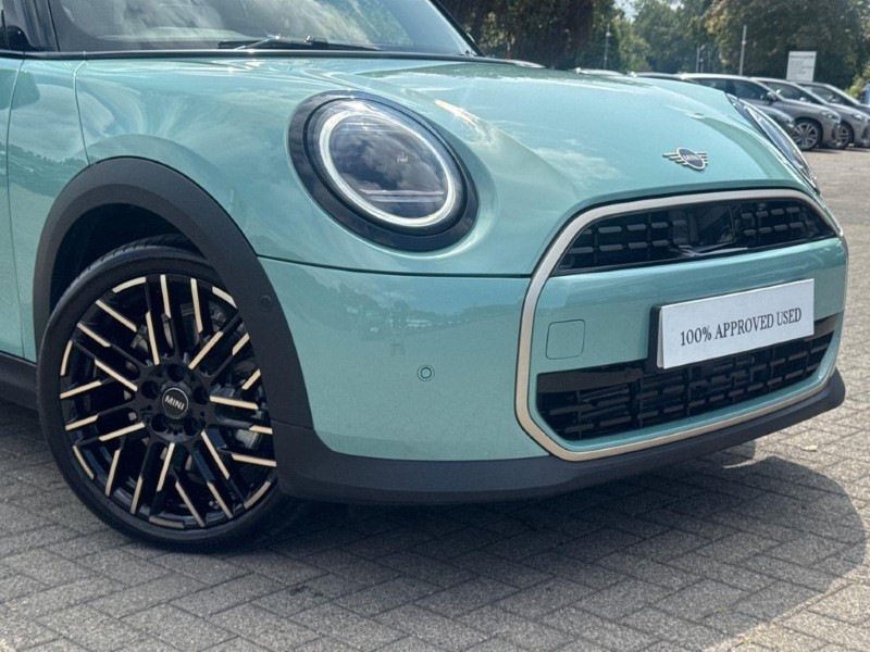 2026 (75) MINI COOPER 1.5 C Exclusive 3dr Auto 5650004