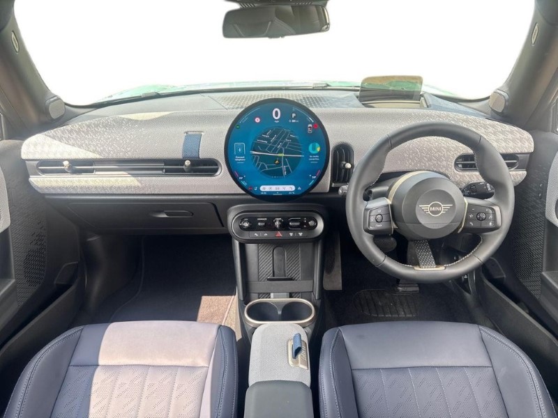 2026 (75) MINI COOPER 1.5 C Exclusive 3dr Auto 5649967