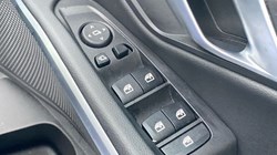 2025 (25) BMW 3 SERIES 320i M Sport 4dr Step Auto 5009014