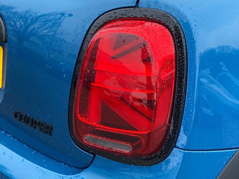 2022 (71) MINI HATCHBACK 1.5 Cooper Sport 3dr 5033205