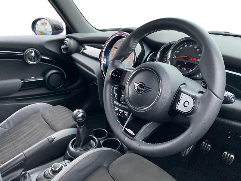 2022 (71) MINI HATCHBACK 1.5 Cooper Sport 3dr 5033168