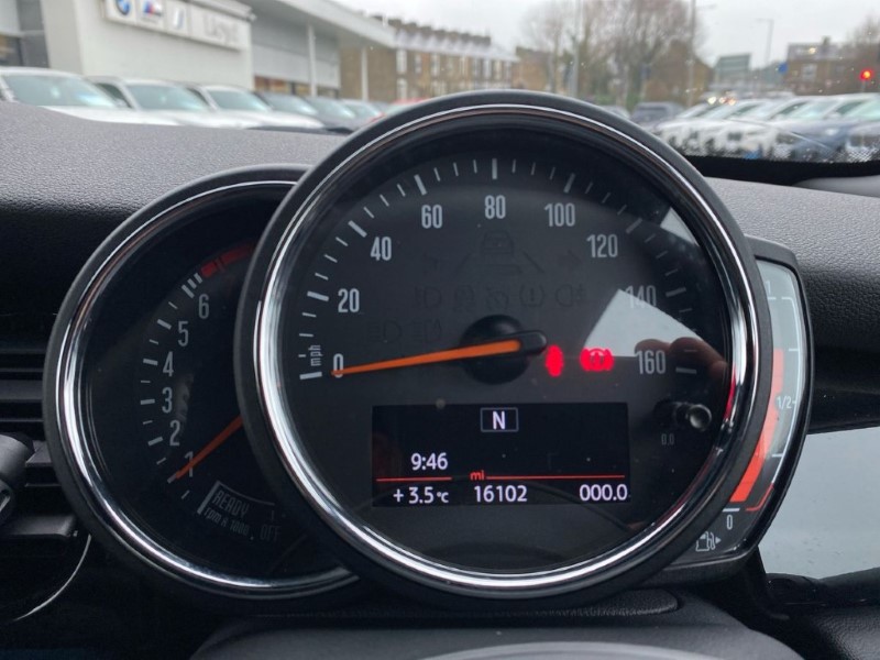 2022 (71) MINI HATCHBACK 1.5 Cooper Sport 3dr 5033171