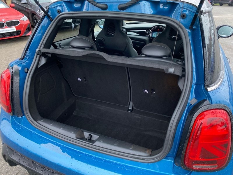 2022 (71) MINI HATCHBACK 1.5 Cooper Sport 3dr 5033198