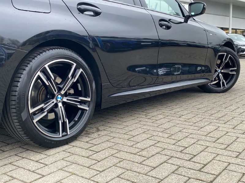 2024 (74) BMW 3 SERIES 320i M Sport 4dr Step Auto 5016249