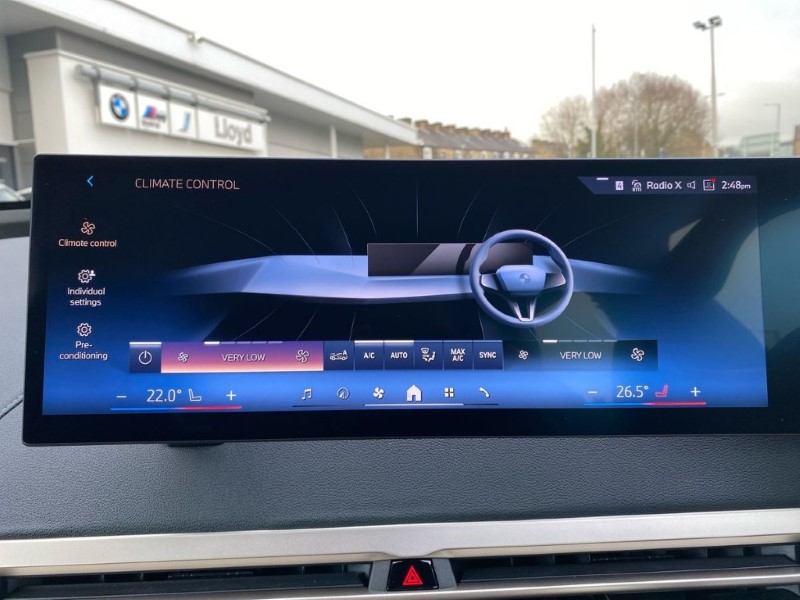 2023 (73) BMW iX 240kW xDrive40 M Sport 76.6kWh 5dr Auto 5023685