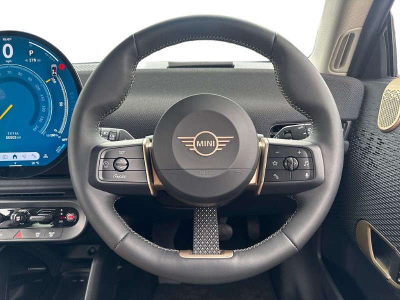 2026 (75) MINI COOPER 135kW E Classic 41kWh 3dr Auto 5650070