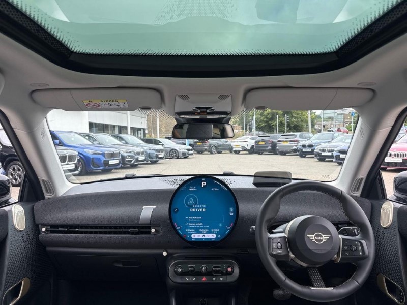 2026 (75) MINI COOPER 135kW E Classic 41kWh 3dr Auto 5650086