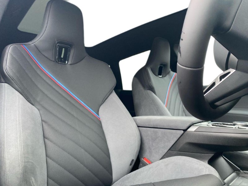 2026 (75) BMW iX 300kW xDrive45 M Sport 101kWh 5dr Auto 5026313