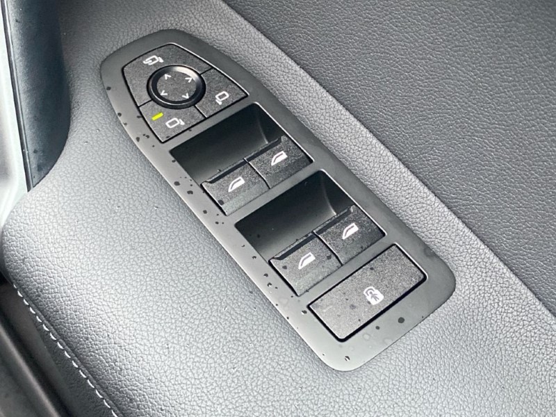 2026 (75) BMW iX 300kW xDrive45 M Sport 101kWh 5dr Auto 5026325