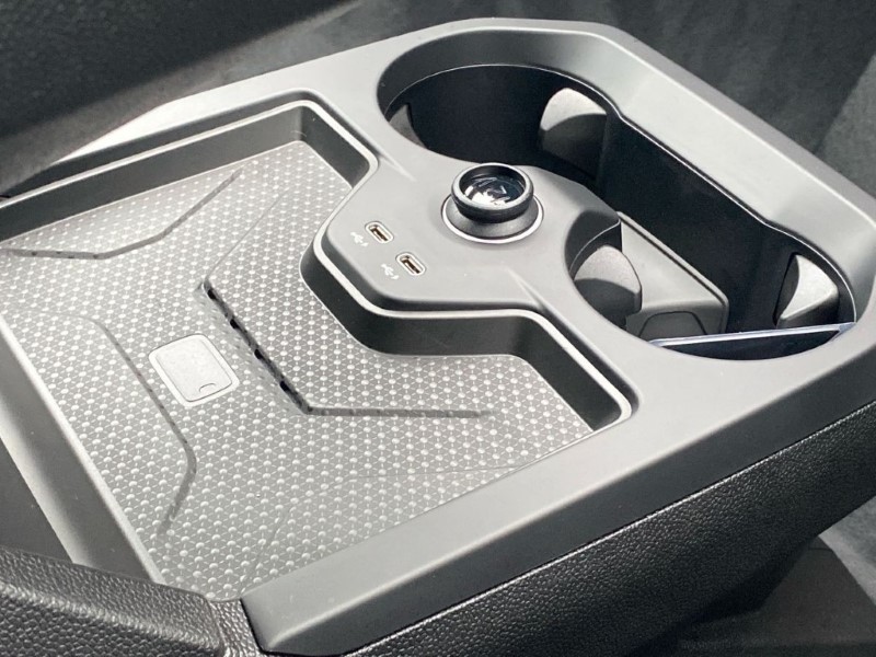 2026 (75) BMW iX 300kW xDrive45 M Sport 101kWh 5dr Auto 5026338