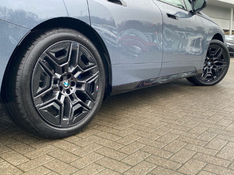 2026 (75) BMW iX 300kW xDrive45 M Sport 101kWh 5dr Auto 5026350