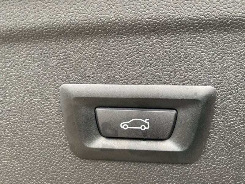 2026 (75) BMW iX 300kW xDrive45 M Sport 101kWh 5dr Auto 5026342