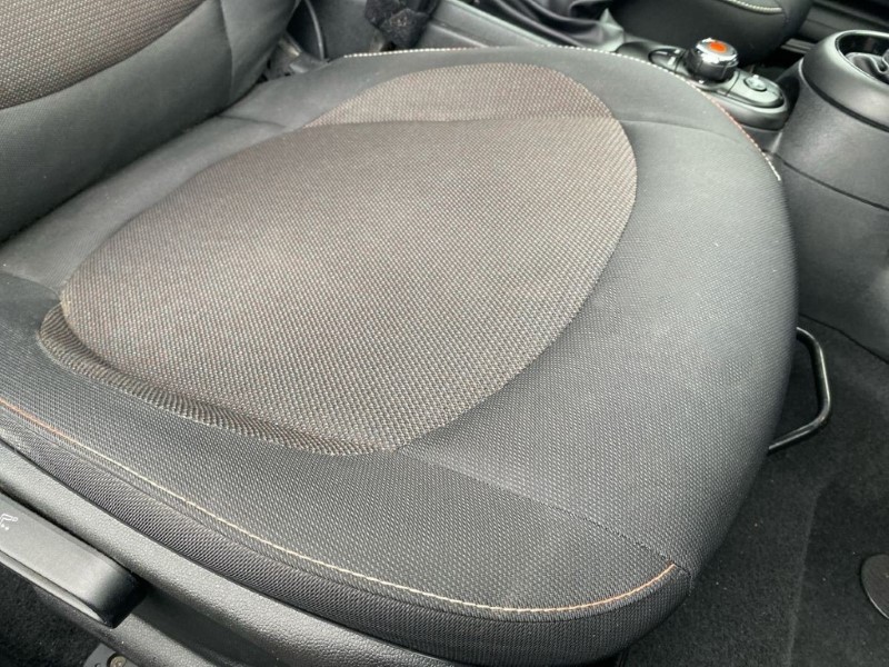 2019 (19) MINI HATCHBACK 1.5 Cooper Classic II 3dr Auto 5053595