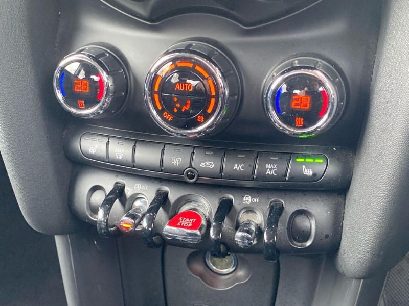 2019 (19) MINI HATCHBACK 1.5 Cooper Classic II 3dr Auto 5053600